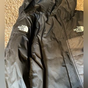 North Face boys size 6 reversible winter coat